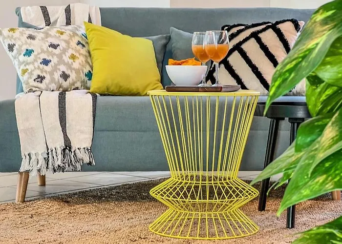 Le 1 - T2 De 53m2, Ideal Pro Ou Couples, Coeur De Et Proche Golfech * Malause